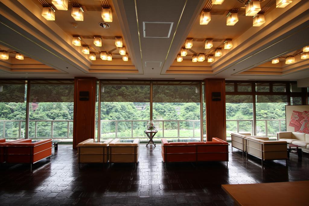 Osake No Oyado Kisen Hotel Куробе Екстериор снимка
